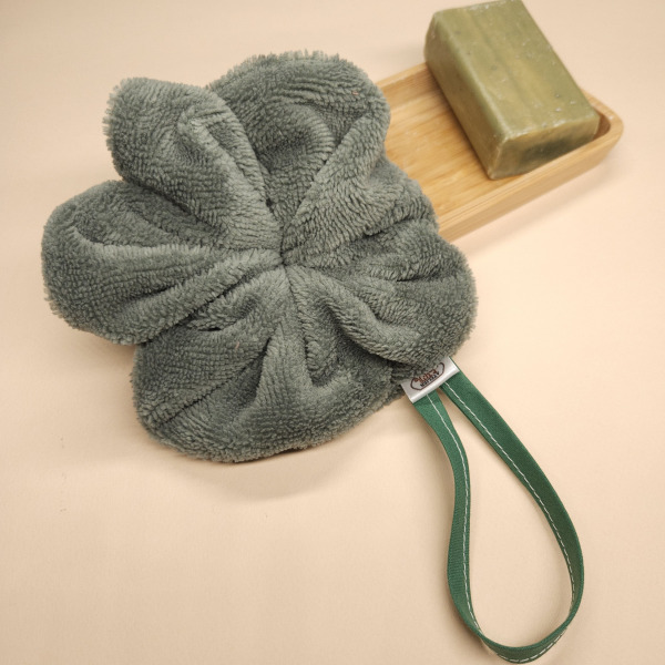 Atelier P'tits Bidules e-shop, commande boutique en ligne accessoires faits main en France.